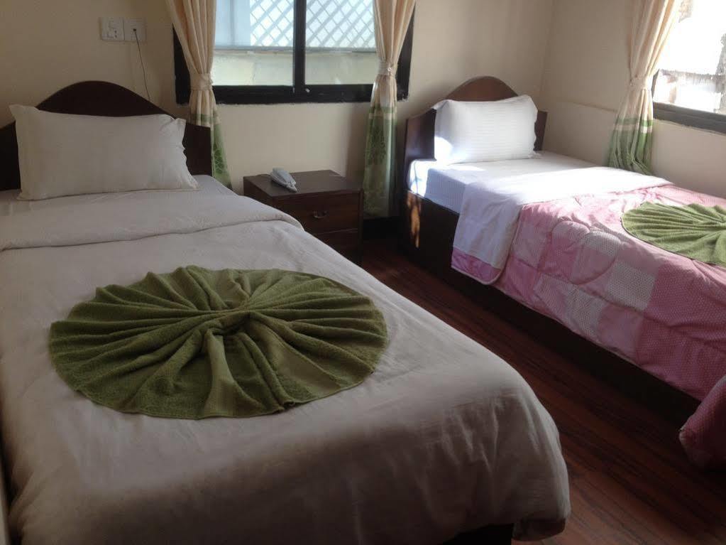 Kathmandu Peace Guesthouse Buitenkant foto